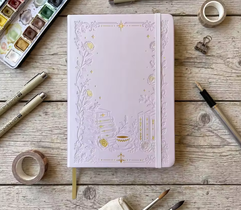 Caderno Pontilhado A5 Enchanted Garden – Capa Dura ✨🌙