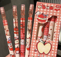 Kit 4 Lapiseiras Kawaii 0.5mm com Borracha 🍒✏️