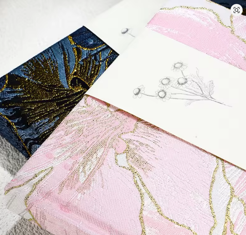 Caderno A5 Floral Peônia com Capa de Tecido e Páginas Pautadas 🌸✨