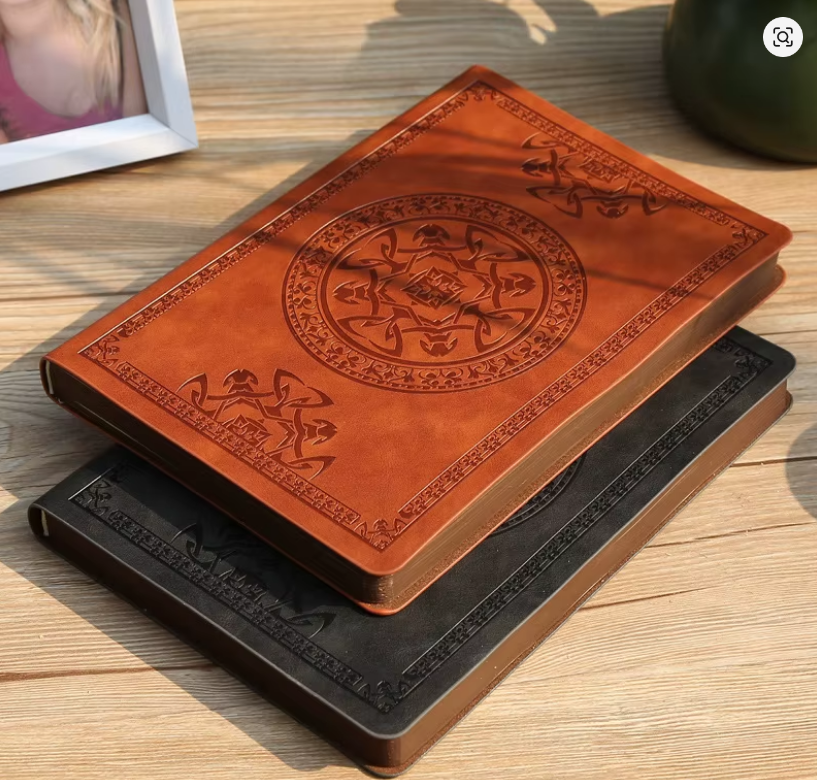 Caderno de Couro Vintage – Journal para Anotações e Escrita 📖🤎